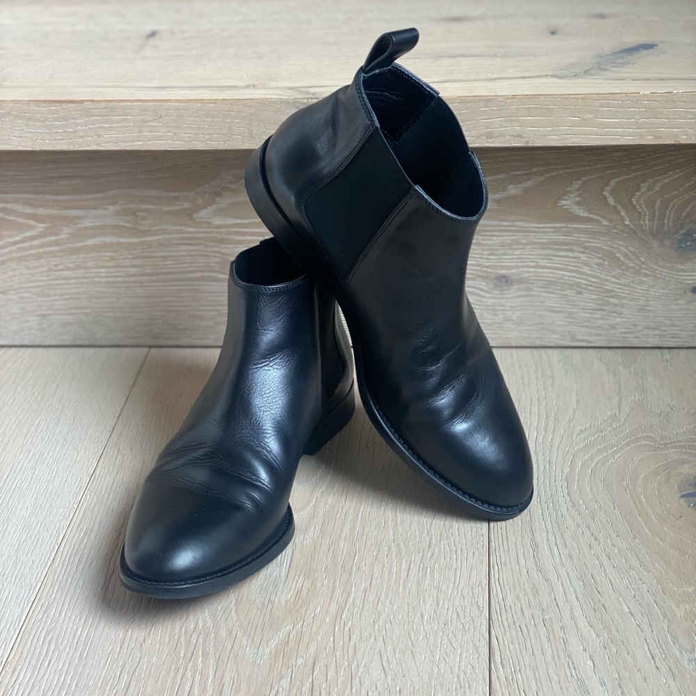 Jenni Kayne Chelsea boot, Black leather. Size 37.